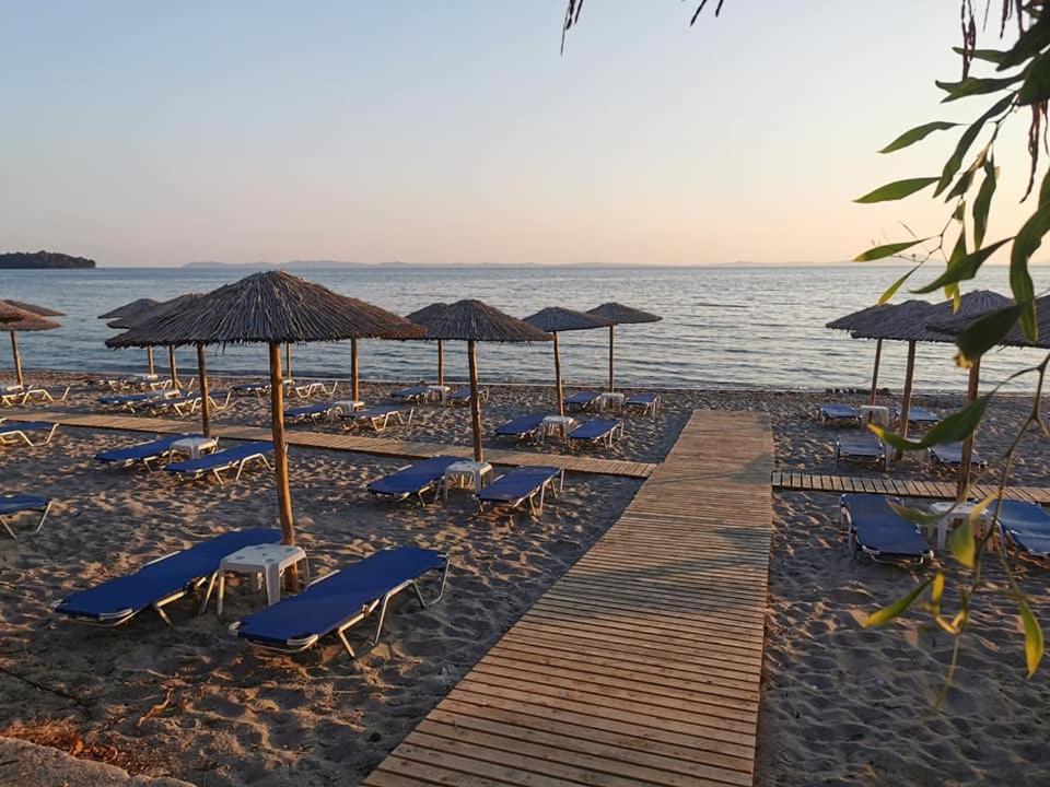 Camping Drepanos Игуменица Экстерьер фото